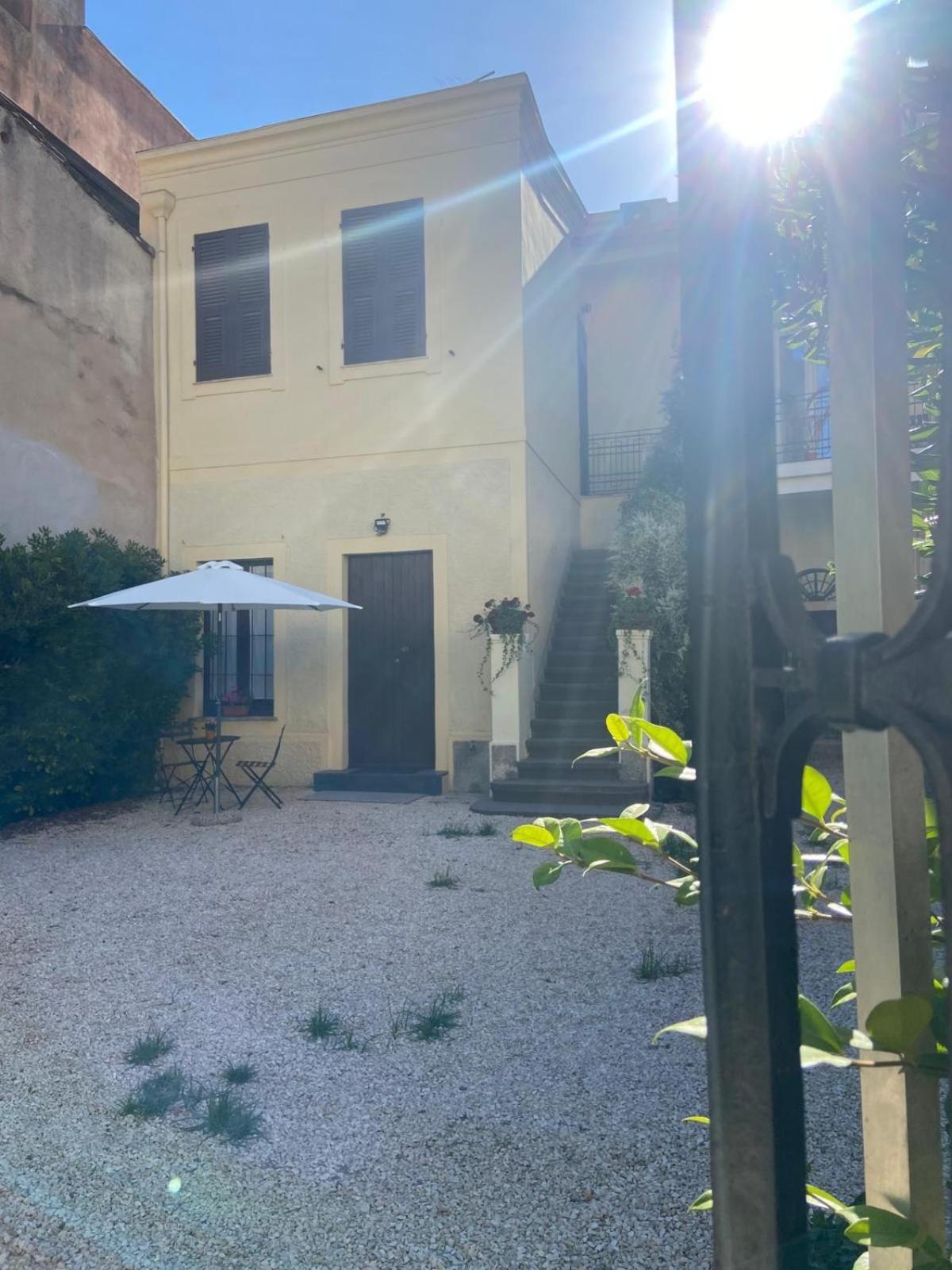 Depandance Eleonora Hotel Oristano Bagian luar foto